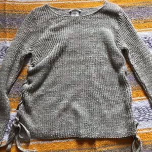 American eagle sweater